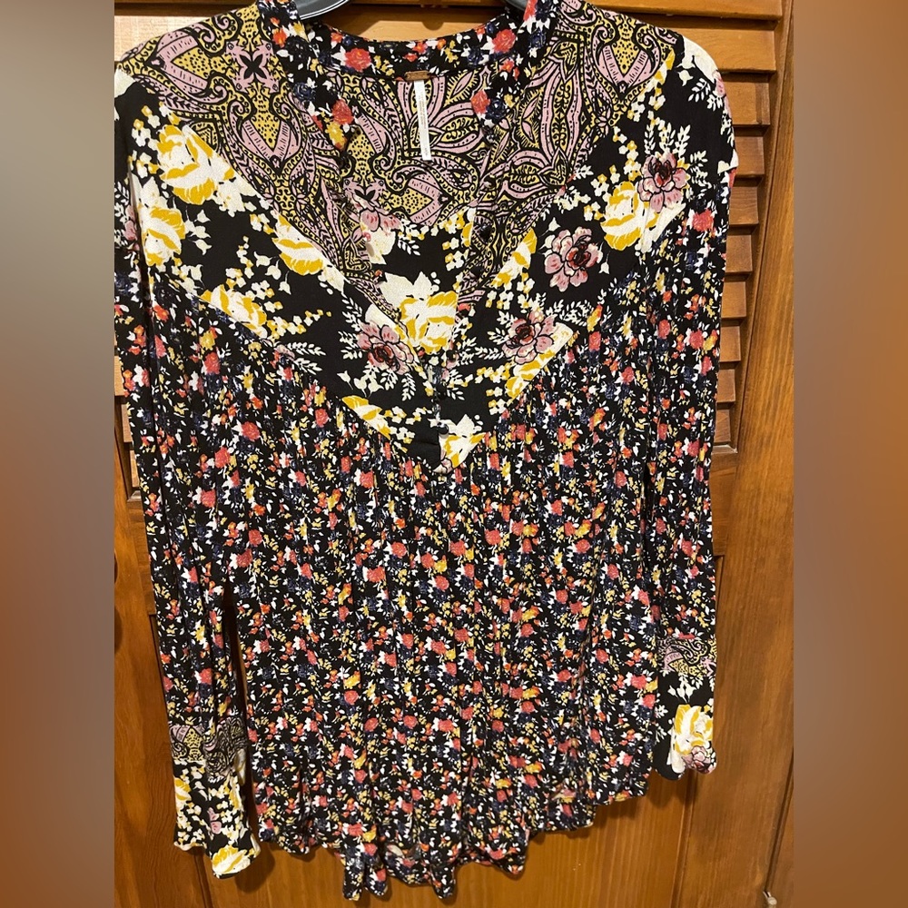 Free People floral patterned‎ blouse